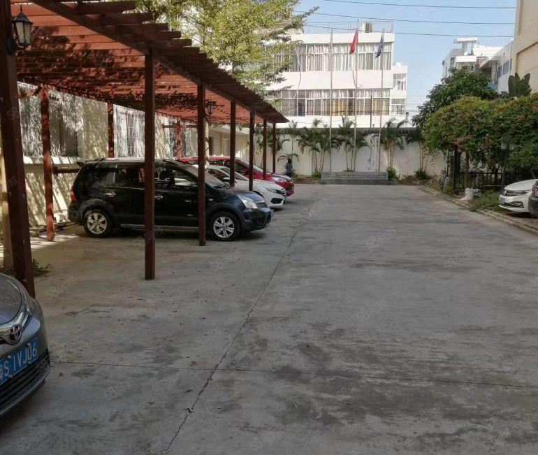 花园厂房租实业客！小捷原房东豪华装修8000平独院厂房出租！