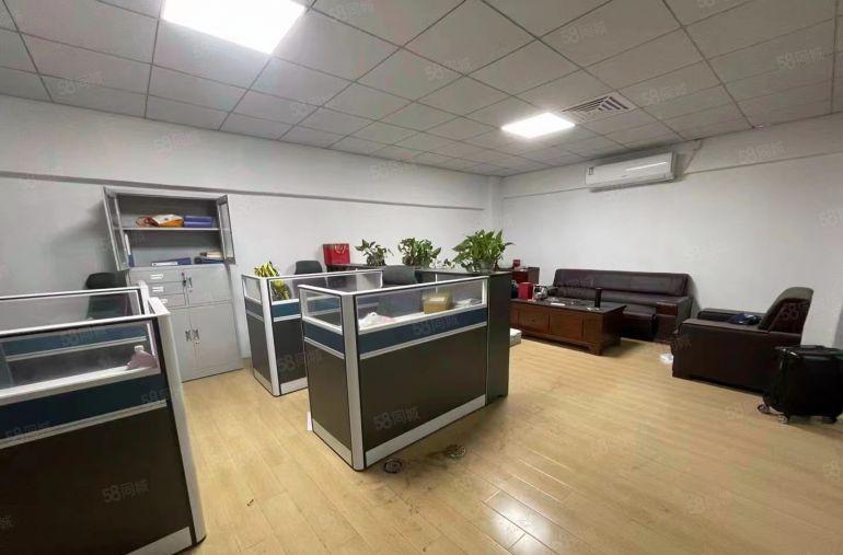 （带阁楼办公室）长安沙头一楼钢构420平厂房出租，高度8米！