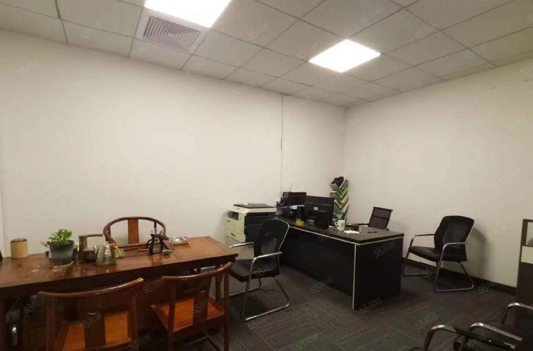 长安宵边社区新空出楼上1400平厂房出租，主线水电到位低价出