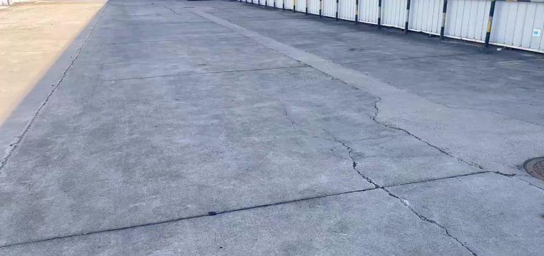 长安新出原房东独院单一一层带独栋办公室。空地非常大。周边没居