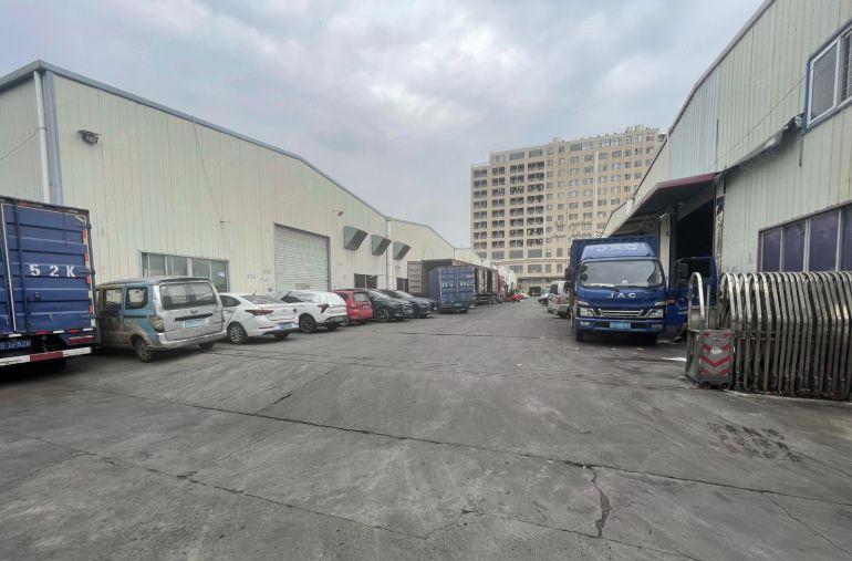 长安上沙中南广场附近原房东滴水7米，2000平钢构实际20