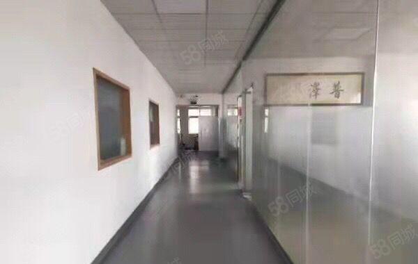 长安沿江高速附近原房东厂房楼上实际1000平，无转让费。