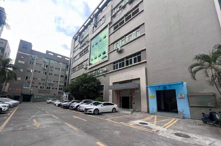 （精装修）长安乌沙新出楼上厂房400平，可办环评，拎包入驻！