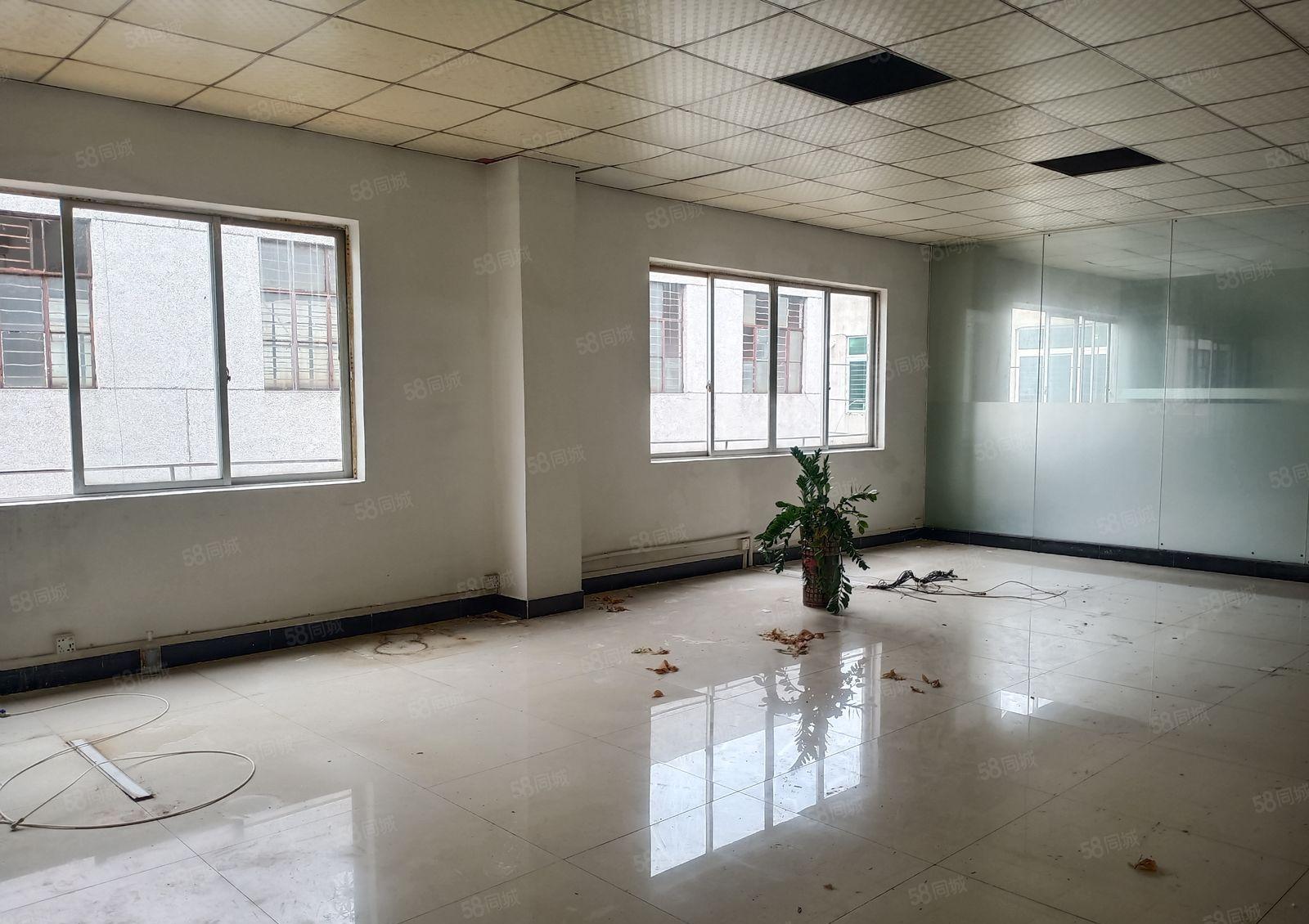 长安锦厦新出楼上500平精装修厂房出租