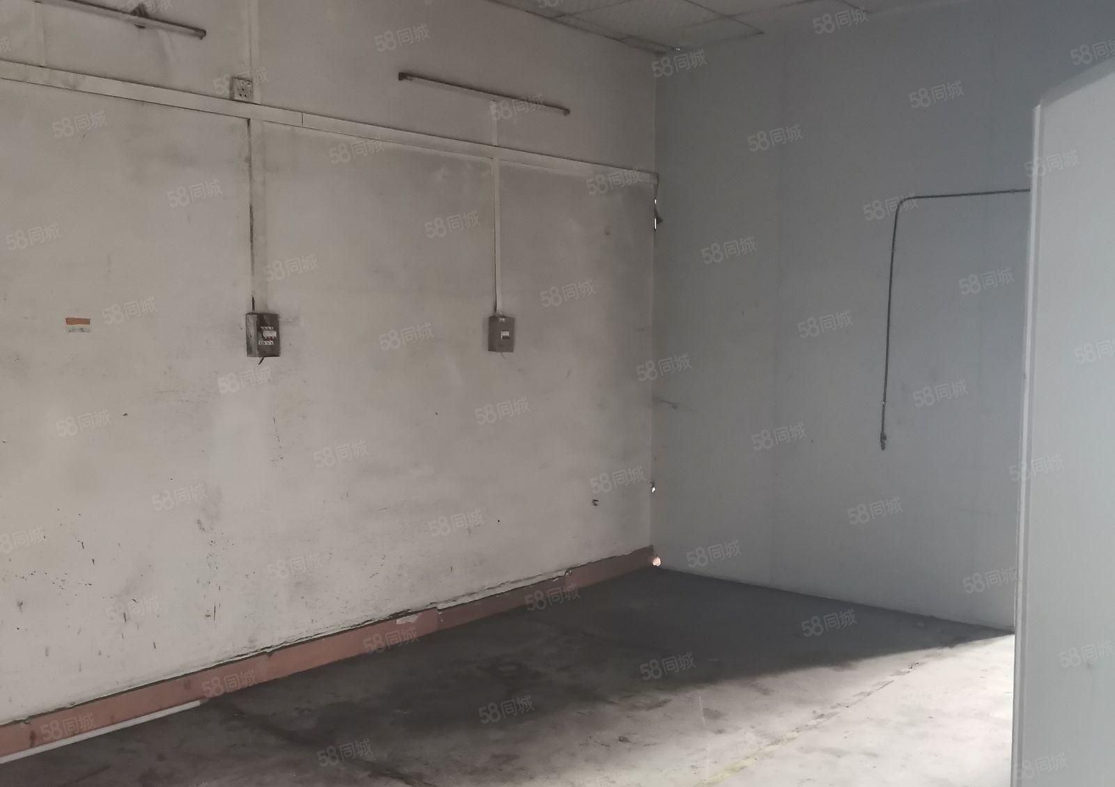 厦边轻轨站厂房出租楼上350平450平精装修