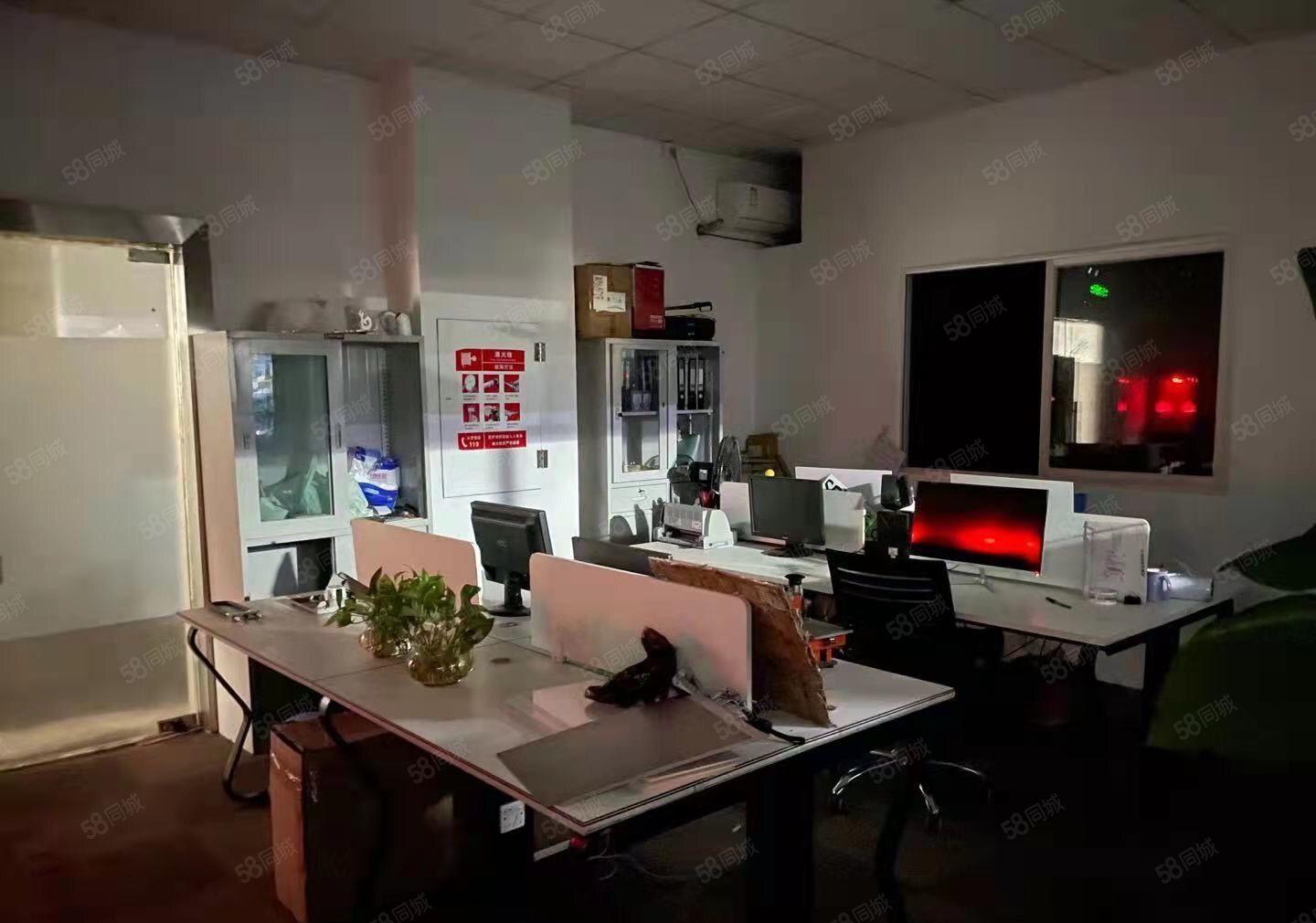 长安靠深圳一楼500平豪华装修厂房出租