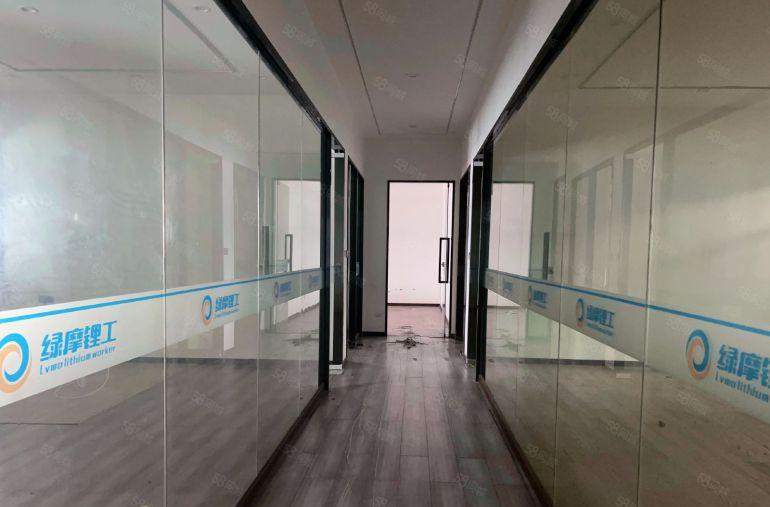 长安原房原房东一楼2100平方厂房出租高度6米注塑五金CNC