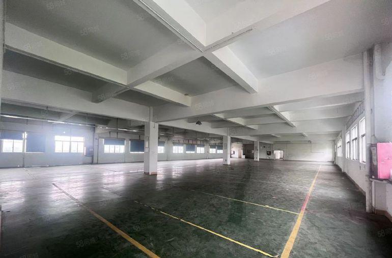 （精装修）长安霄边楼上厂房1000平，有电梯，可办环评！