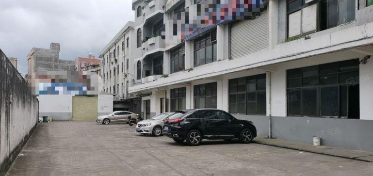 长安镇独门独院厂房出租，可以分租，带办公室装修，500米起租