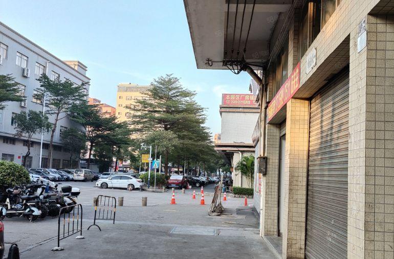 东莞长安涌头围村华兴工业园一楼200平厂房招租