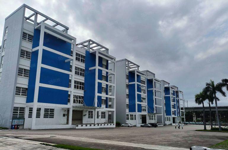 长安临深高速口带装修一二楼各2000平厂房仓库出租，水电齐全