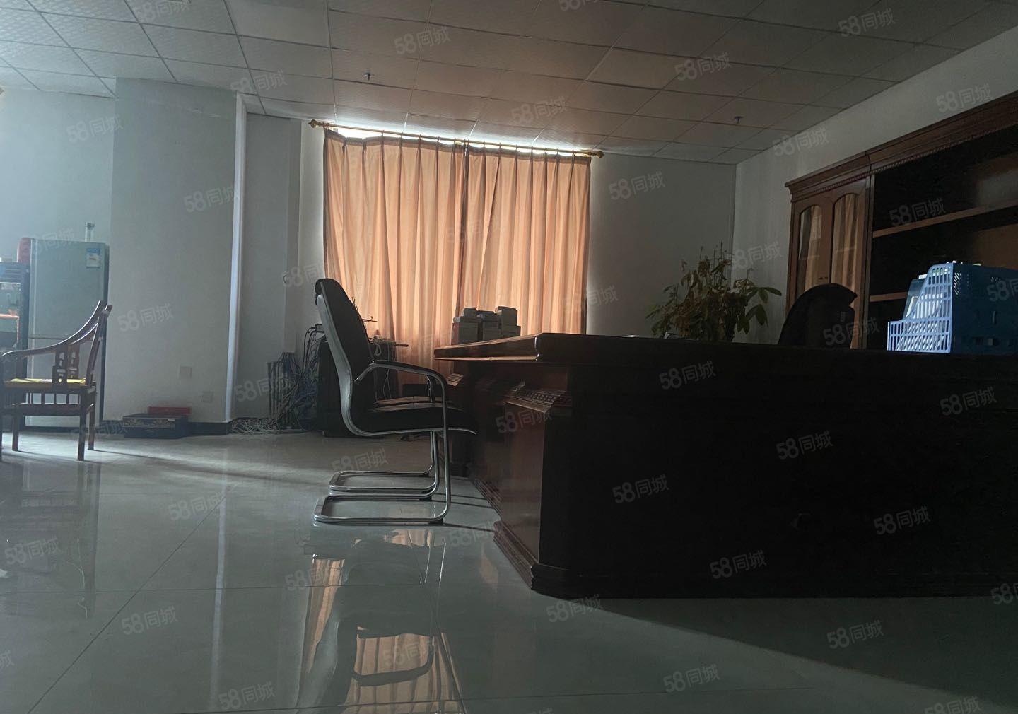 长安乌沙新出楼上整层无尘车间1500平方无需转让费