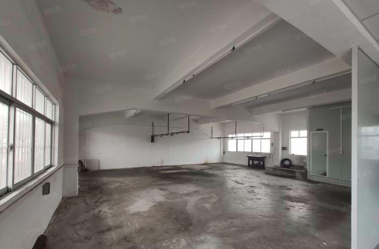 楼上300平报价14块 长安街口带装修低价厂房出租