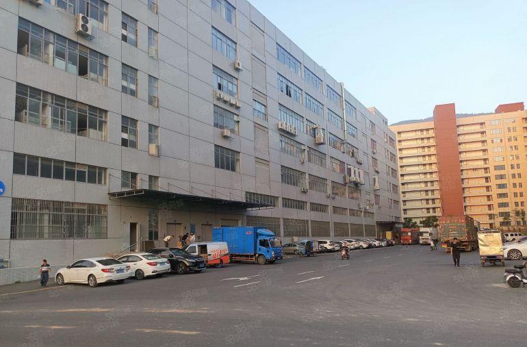 长安镇园区楼上1000平低价标准厂房出租 豪华装修水电齐全