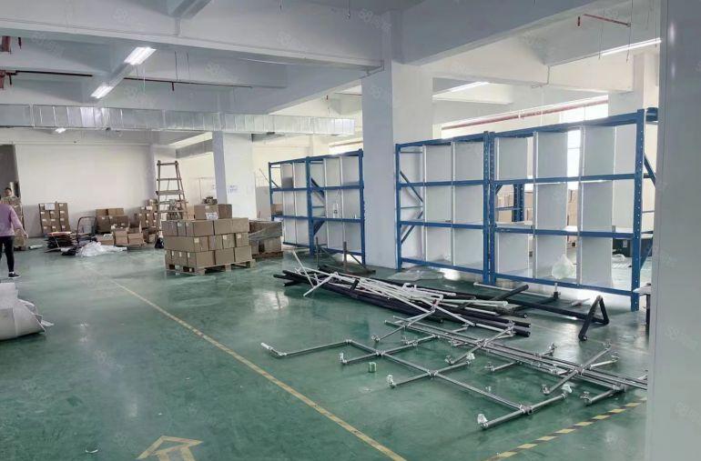 乌沙社区新出二楼1200平低价厂房出租，大小可分租