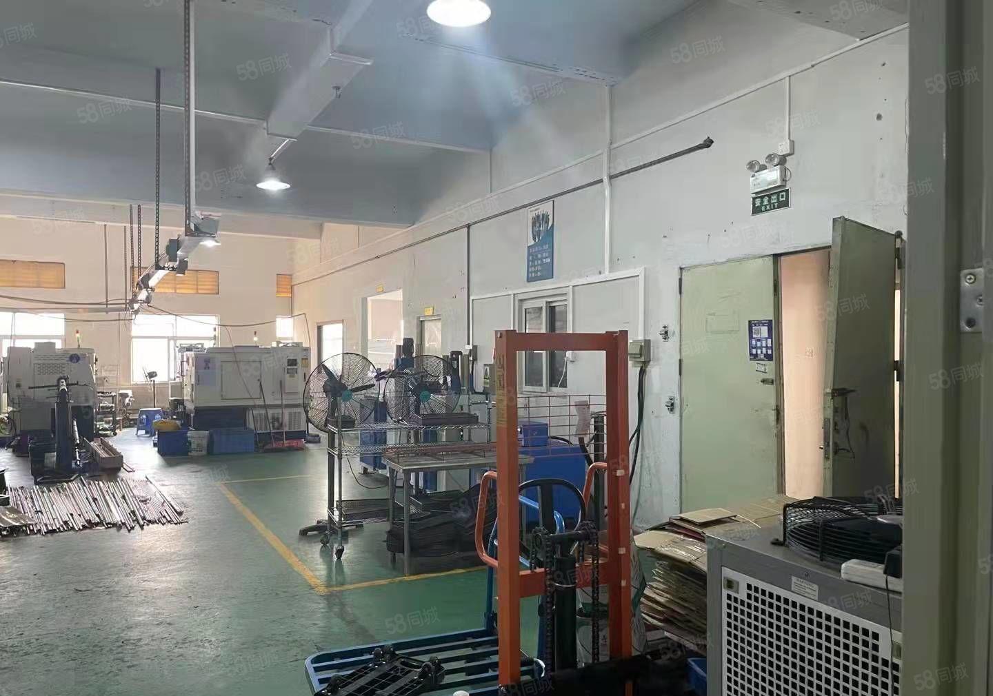 即将空出！长安沙头新出楼上800平方厂房出租，低价出租。