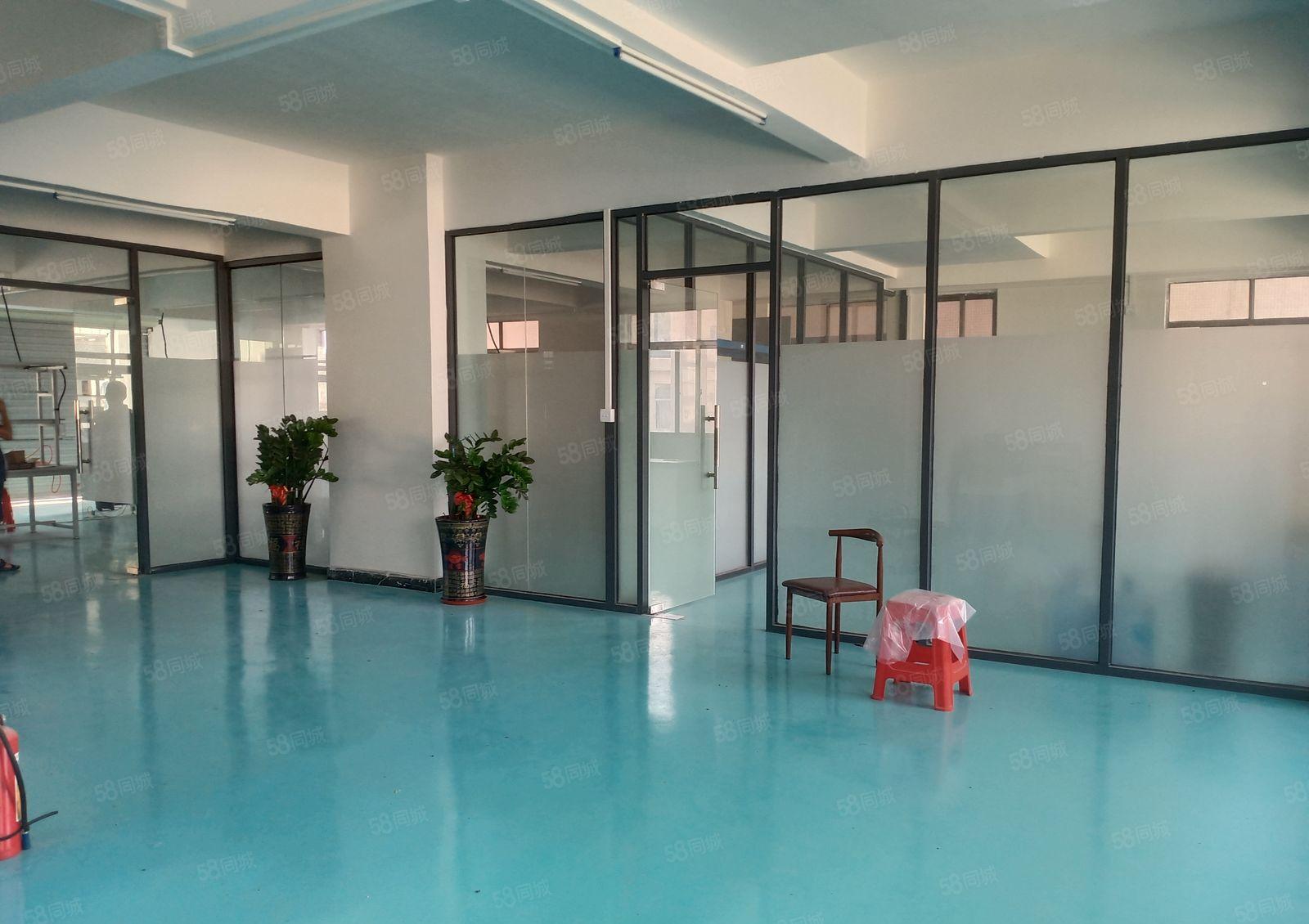 长安街口新出楼上450平精装修厂房出租