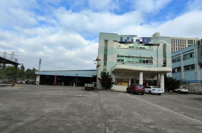 长安镇仓库厂房出租一楼6米带牛角楼上现成办公室租厂房送铁皮房