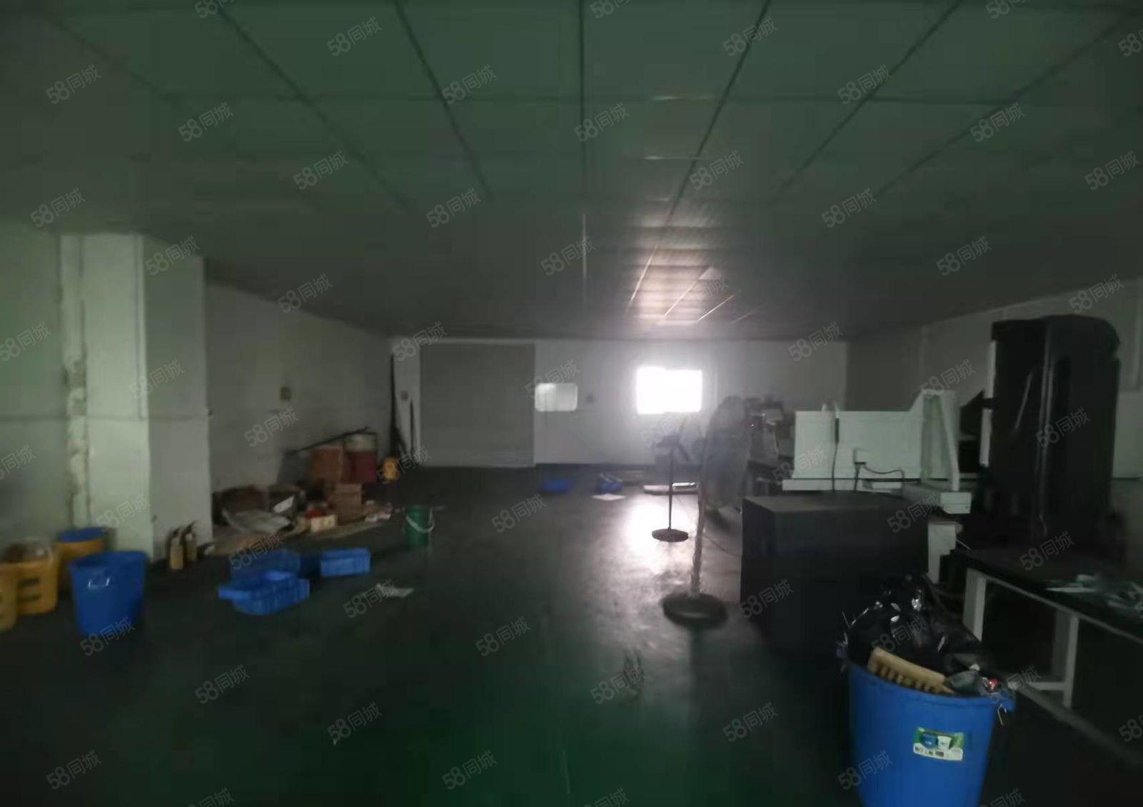 公摊小 长安镇涌头社区新出楼上1000平方厂房出租 无杂费