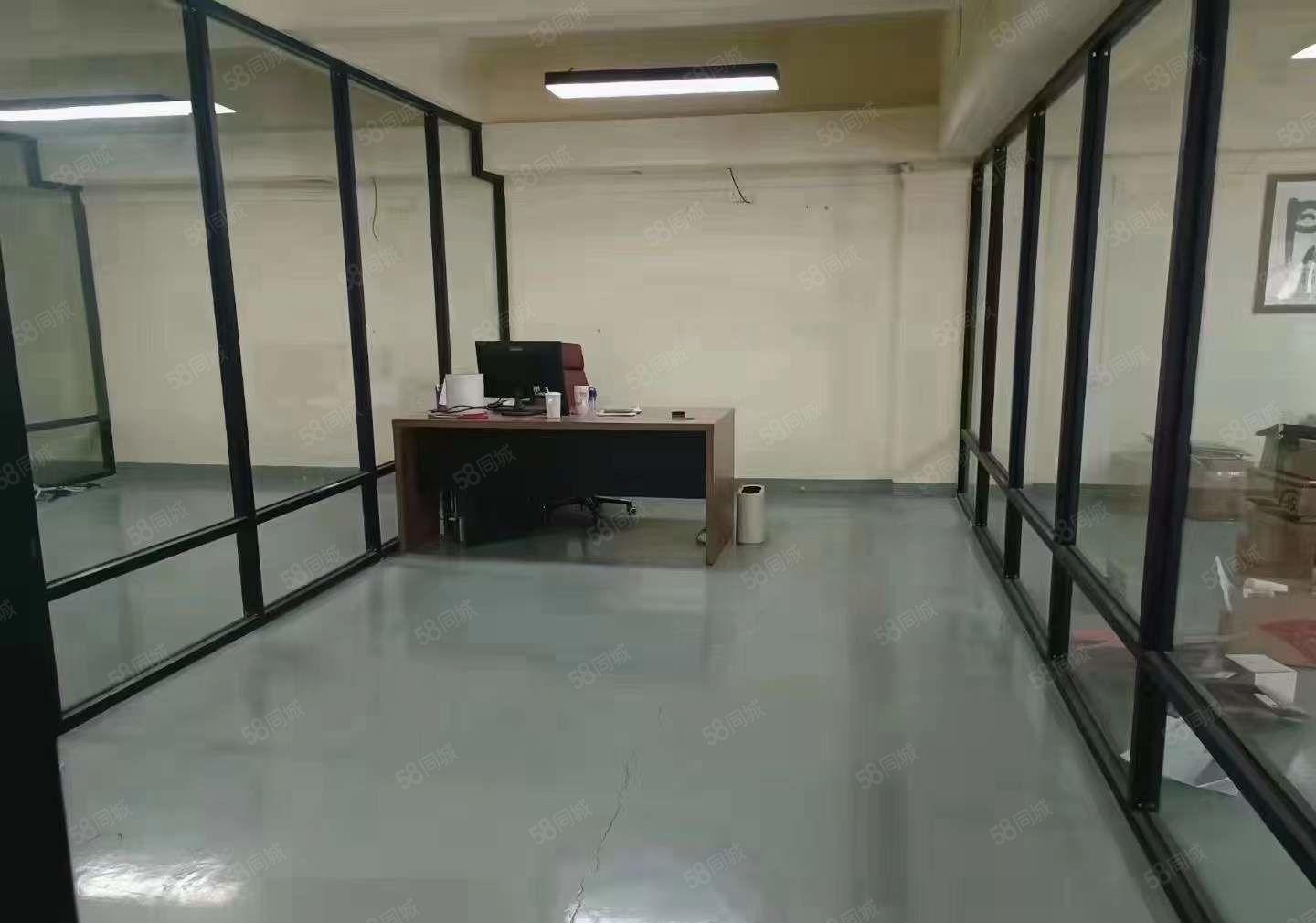 长安原房东一楼2200平方厂房出租，可办注塑喷油环评