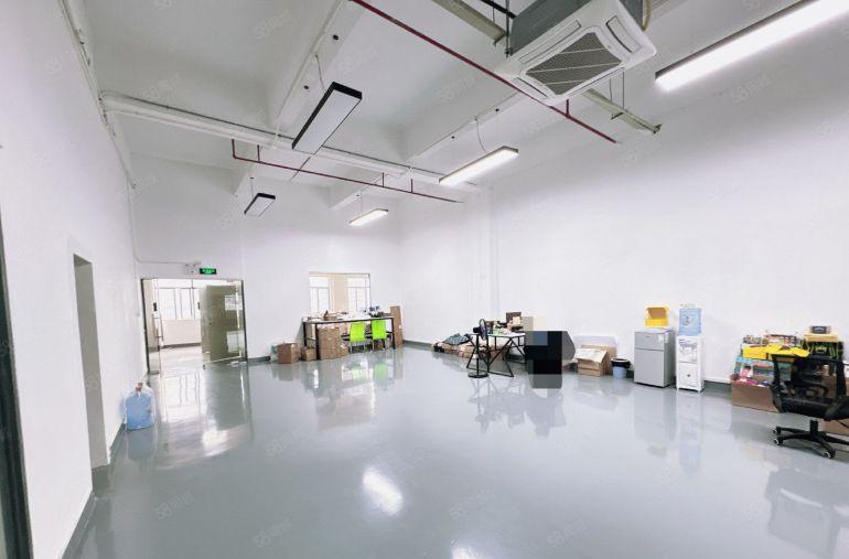 送押金送装修长安科谷产业园楼上2580平转租，送空调家具