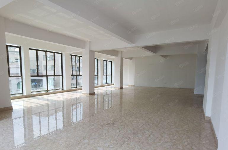 低价厂房出租，长安厦边，现成装修厂房，可直接入驻，条件优惠