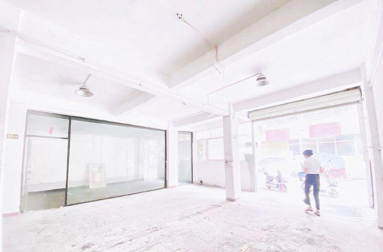 特价18元宵边一楼270平带办公室，货柜车可掉头，厂房出租