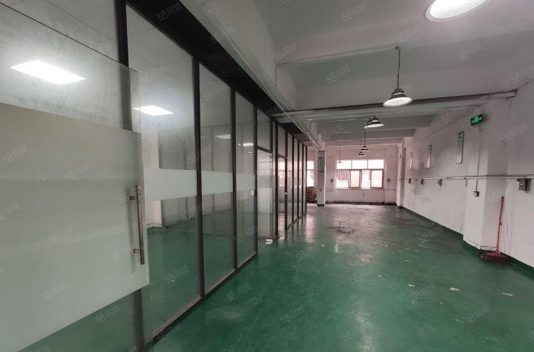 乌沙环南路雅正小学附近二楼250平带装修工业厂房出租