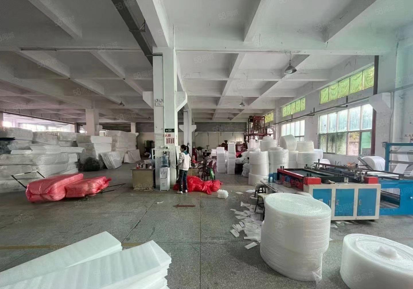 低价个人一楼厂房出租，带牛角，有阁楼，大车进出方便，