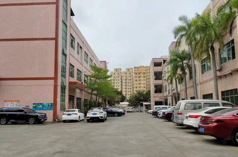 长安沿江高速附近高6米500到1000平，20元起，行车免费