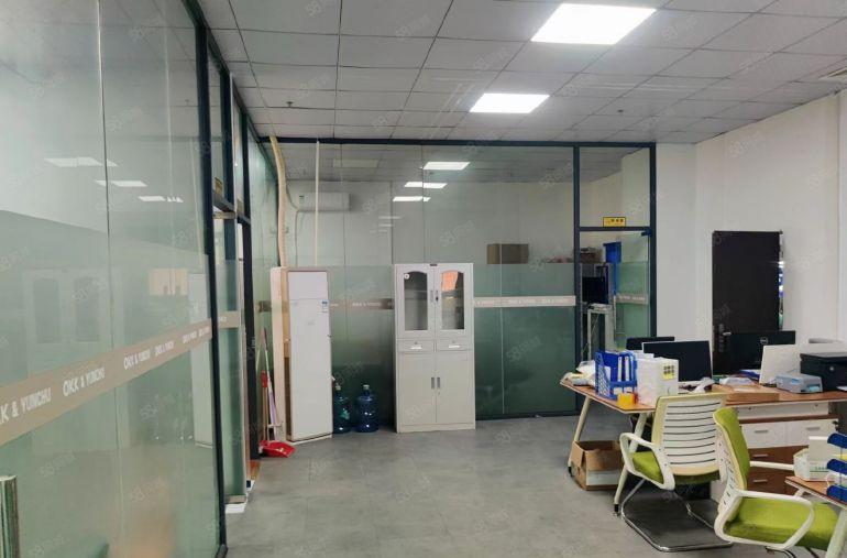 厦岗社区新出楼上860平低价厂房出租，消防证件齐全可环评