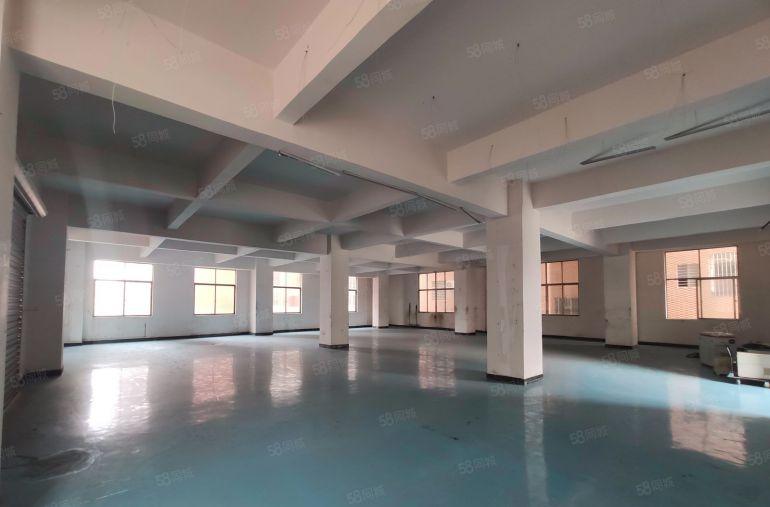 长安霄边三楼500平方全新地平漆水电齐全厂房出租