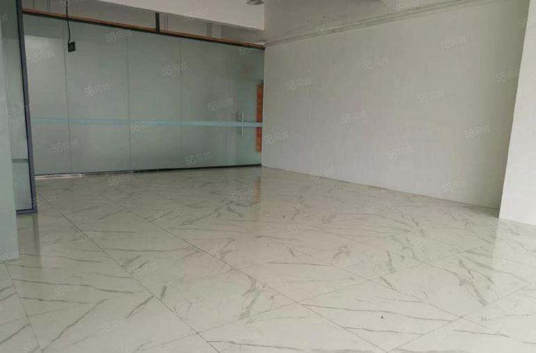 长安靠近深圳 三楼320平厂房低价出租精装修水电齐全