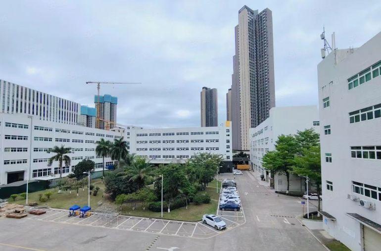 长安霄边工业园新出原房东楼上900平厂房出租实际面积精装修