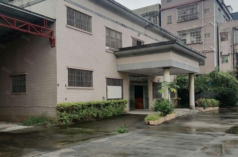 长安宵边新出原房东标准独院 实际面积低价出租   空地超大。