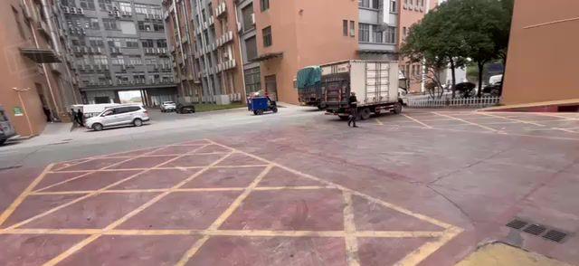 厂房出租，长安锦厦三楼带装修450平10元起便宜租，形象漂亮