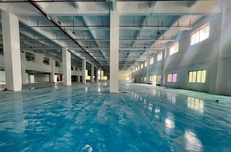 长安沙头 沿江高速原房东5000平厂房出租 层高8米 可分租