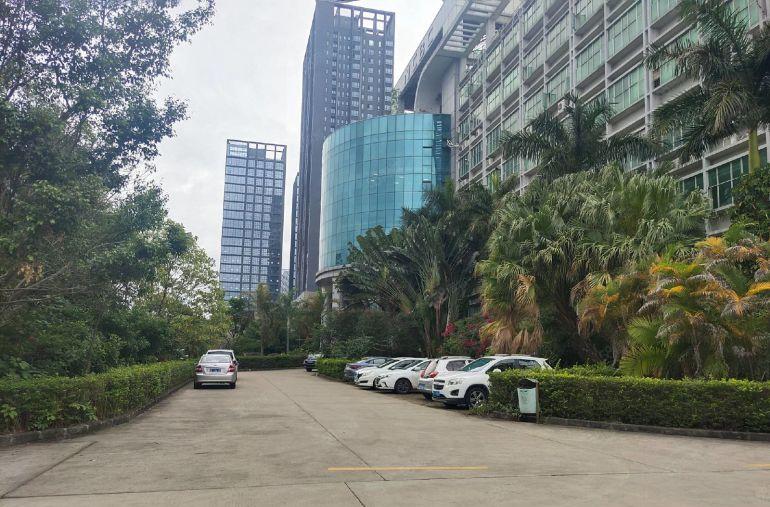 长安沙头工业区原房东花园式红本厂房2楼1500平带精装修出租