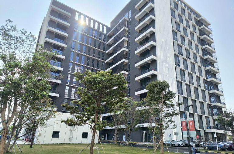 长安原房东红本一二楼各1000平带装修厂房办公室出租，水电齐