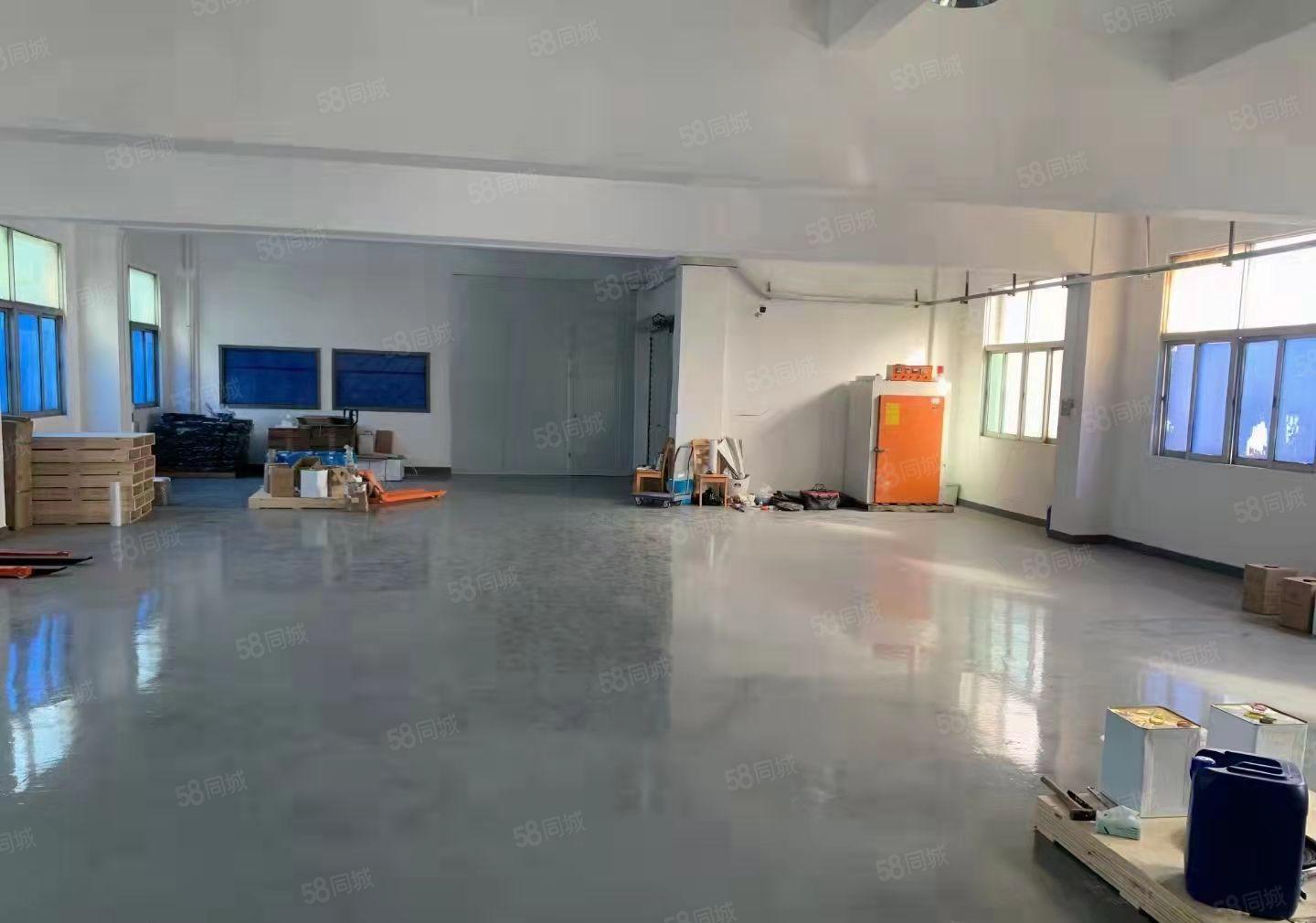 年底3楼厂房 底价出租  精装修 近高速 入驻可生产