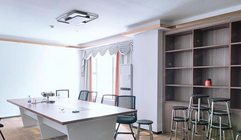 长安全新十万级无尘车间转租，豪华办公室装修。面积4900平