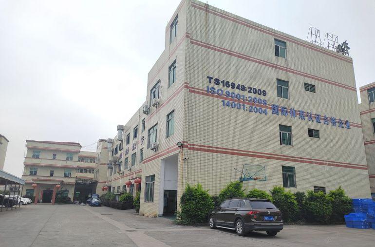 长安二楼现成装修580平厂房低价出租带消防喷淋价格便宜