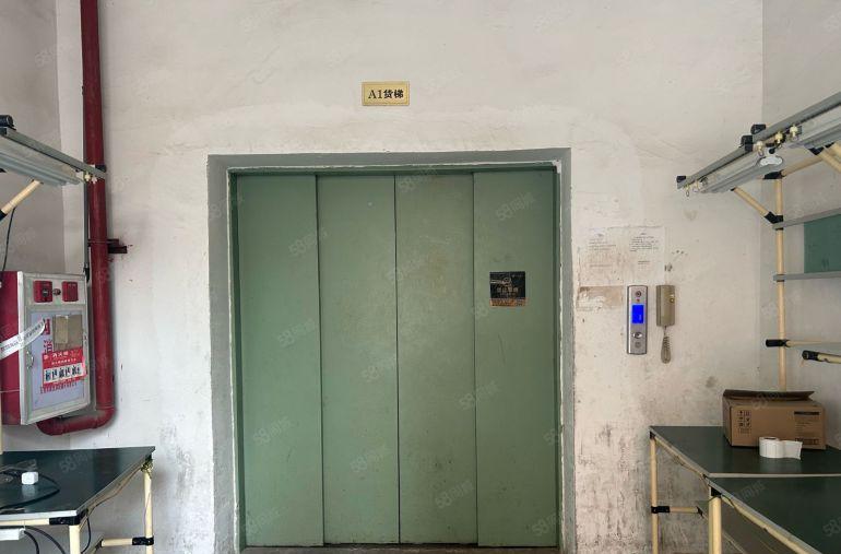 长安沙头新出楼上全新带装修重工业厂房招租