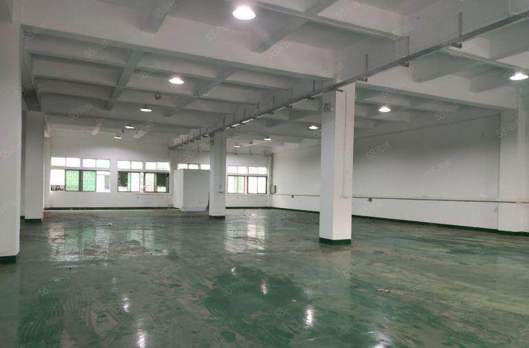 长安乌沙靠近深圳一楼1300平水电办公室齐全工业厂房出租