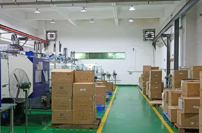 长安靠近深圳新出一楼厂房出租，面积600平低价急租