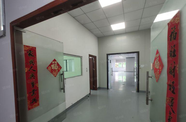 长安乌沙靠近新安大桥二楼650平全新装修工业厂房出租