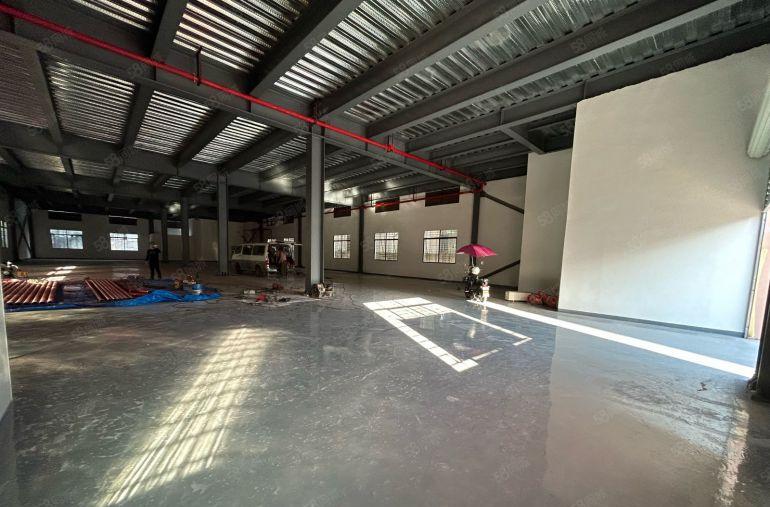 长安全新钢构1430平出租，消防安装到位，适合五金模具