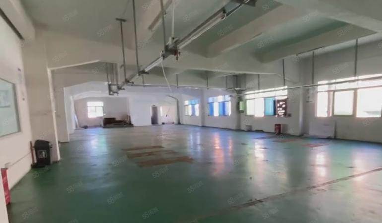 长安乌沙独院二楼实际面积1000平厂房仓库出租现成装修