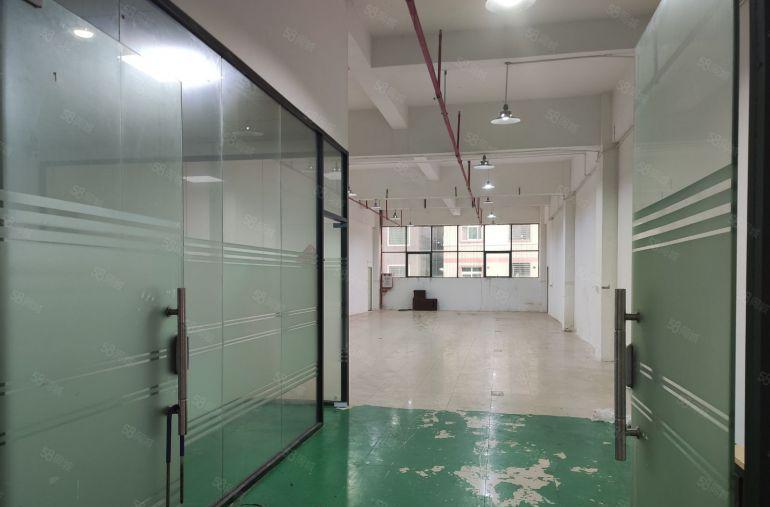 长安沙头汽配城附近二楼350平现成办公室装修工业厂房出租