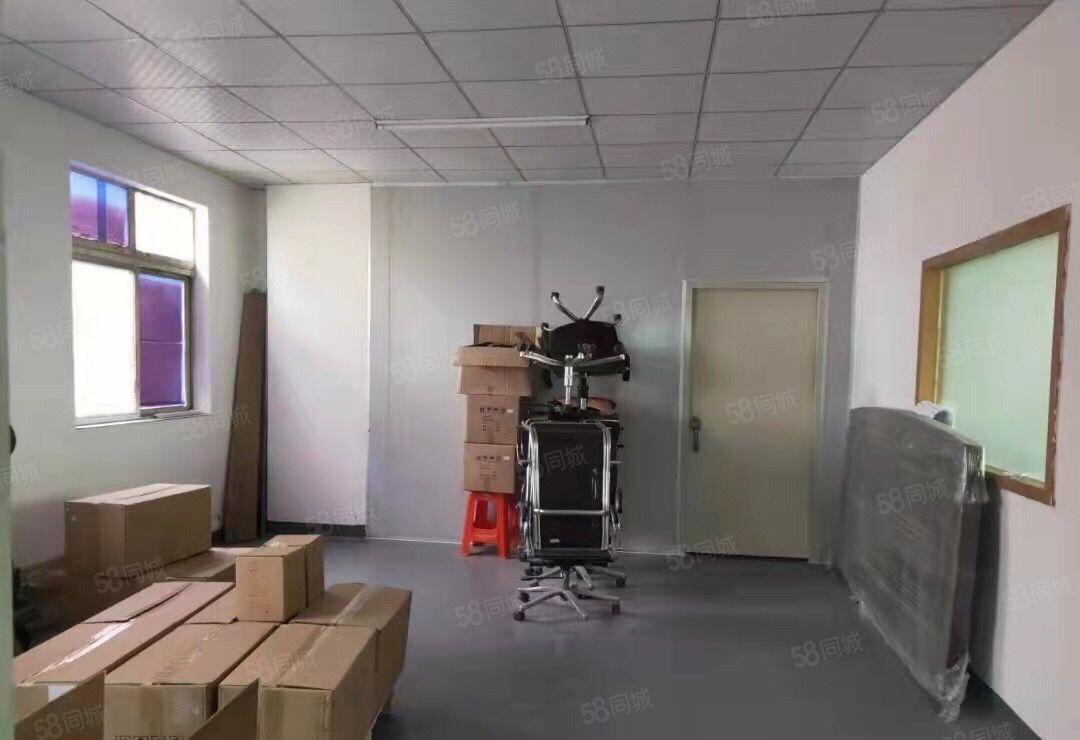 长安沿江高速附近原房东厂房楼上实际1000平，无转让费。